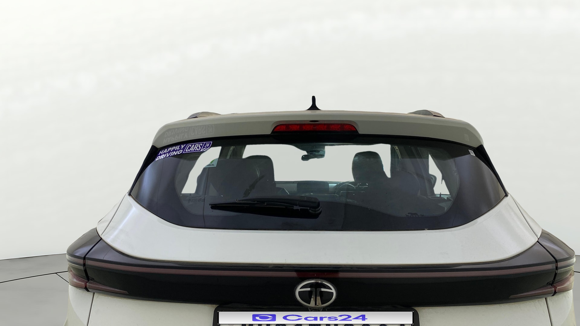 View 2024 Tata Harrier Pure Plus Image 4 Used 2024 Tata Harrier Pure Plus Image 4