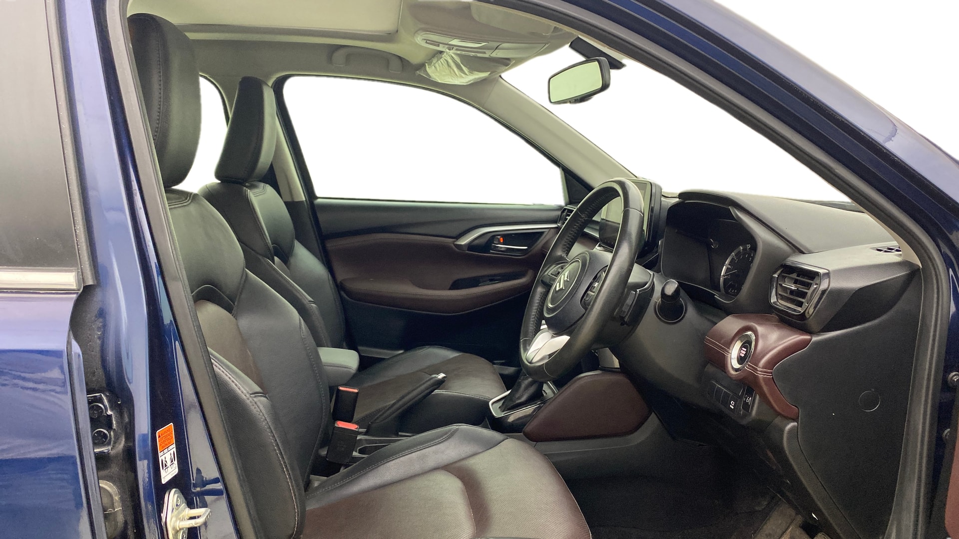 View 2024 Maruti Suzuki 1000 Base Variant Image 18 Used 2024 Maruti Suzuki 1000 Base Variant Image 18