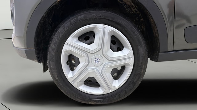 View Tata Nexon Image 28 Used Tata Nexon Image 28