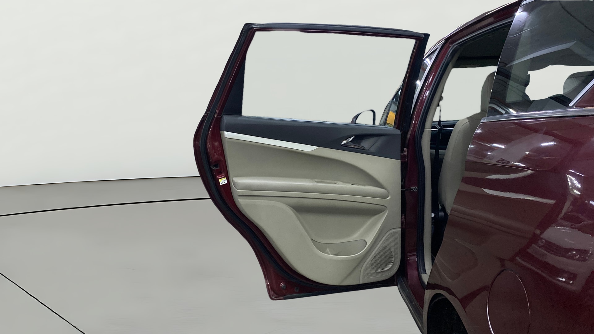 View 2020 Mahindra Marazzo M8 7-Seater Image 24 Used 2020 Mahindra Marazzo M8 7-Seater Image 24