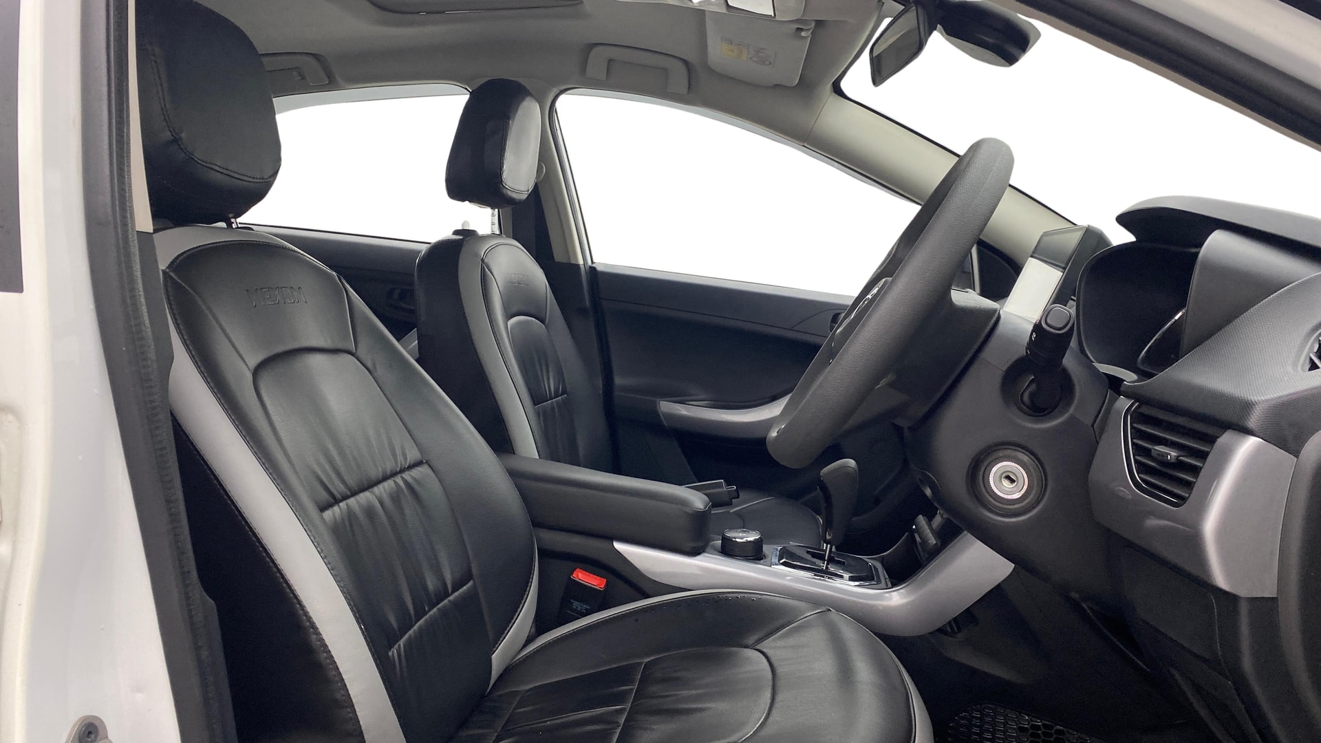 View 2023 Tata Nexon Revotron XE Image 27 Used 2023 Tata Nexon Revotron XE Image 27