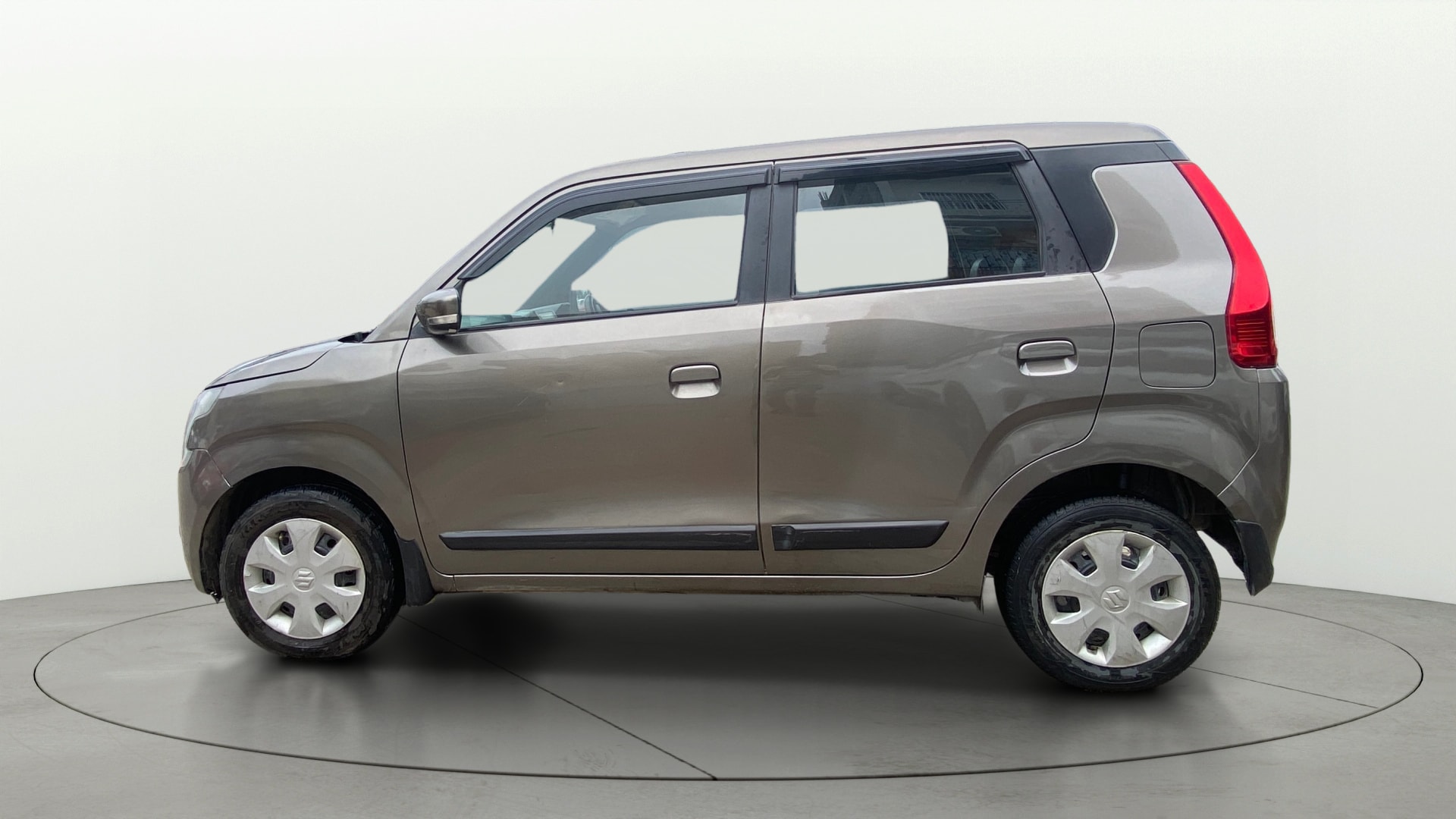 View 2020 Maruti Suzuki 1000 Base Variant Image 5 Used 2020 Maruti Suzuki 1000 Base Variant Image 5