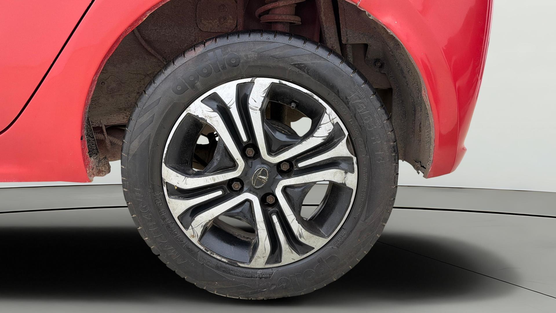 View 2021 Tata Tiago Revotorq XB Image 11 Used 2021 Tata Tiago Revotorq XB Image 11