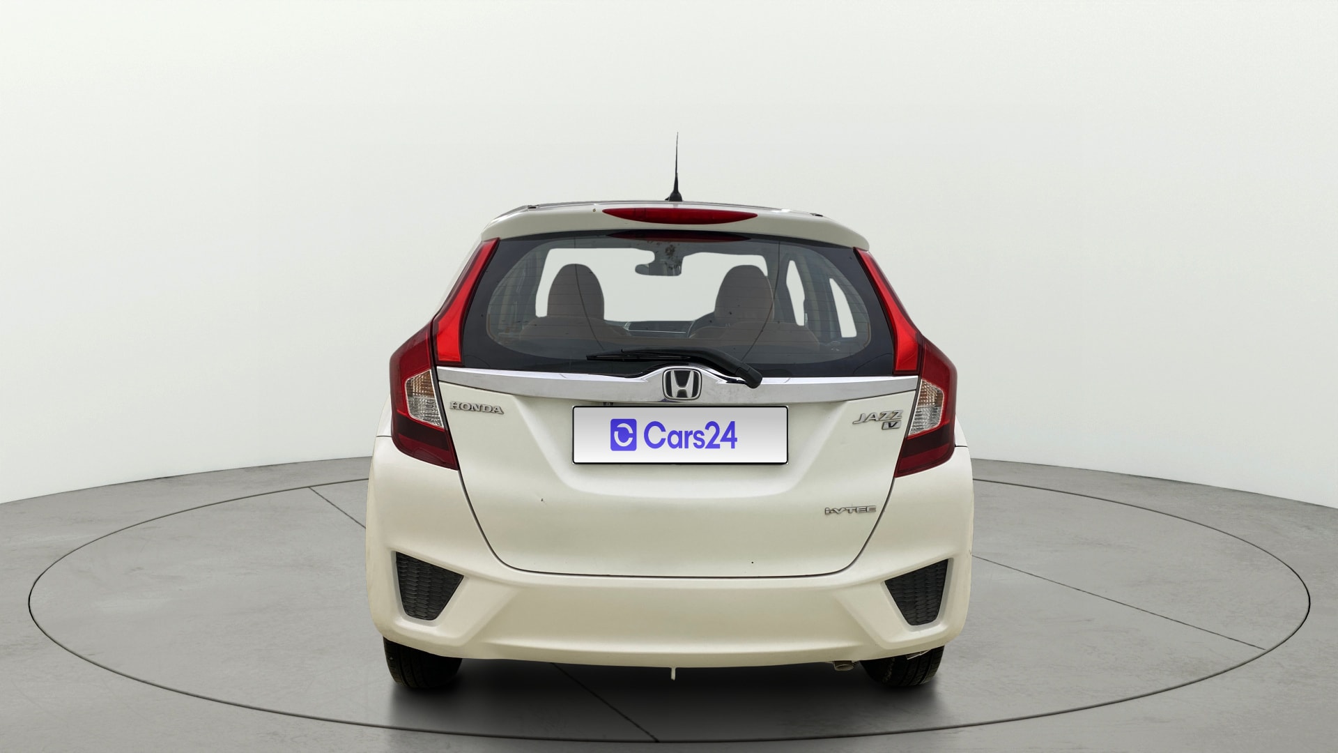 View 2018 Honda Jazz E MT Diesel Image 38 Used 2018 Honda Jazz E MT Diesel Image 38