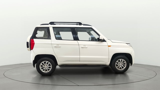 View Mahindra TUV300 Image 8 Used Mahindra TUV300 Image 8