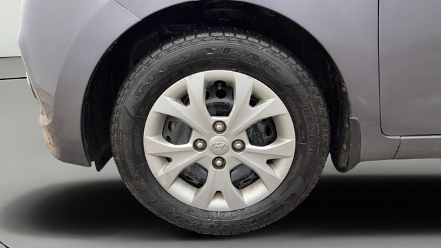 View Hyundai Grand i10 Image 27 Used Hyundai Grand i10 Image 27