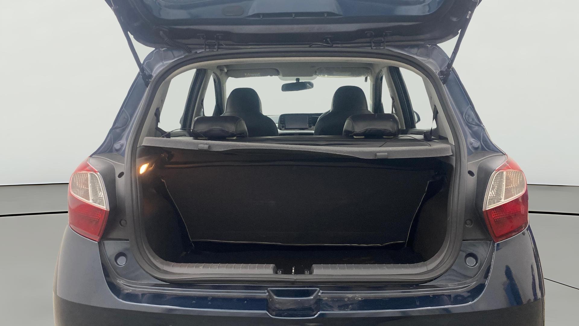 View 2021 Hyundai Grand i10 Nios Asta Petrol AMT Image 38 Used 2021 Hyundai Grand i10 Nios Asta Petrol AMT Image 38