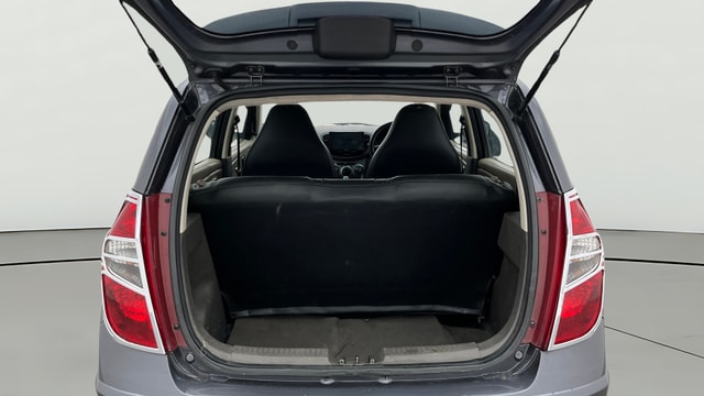 View Hyundai i10 Image 37 Used Hyundai i10 Image 37