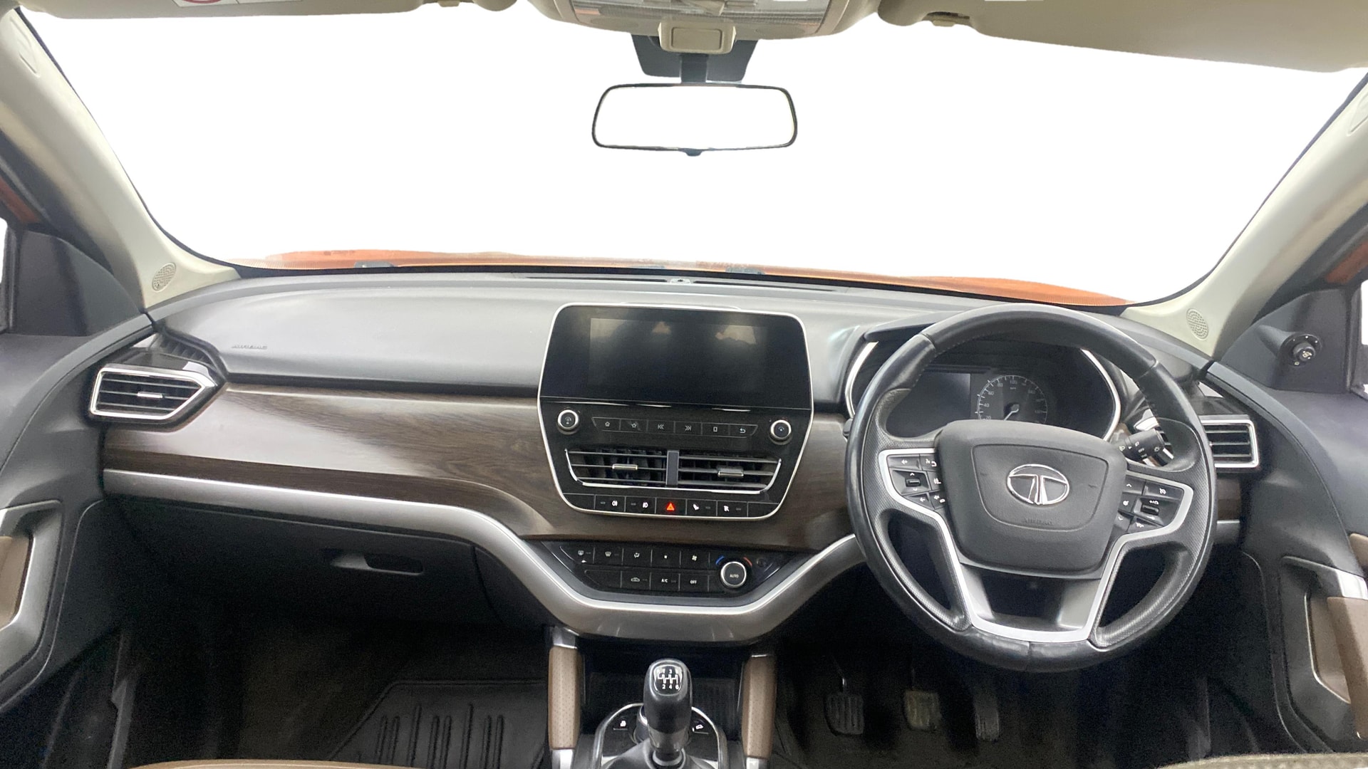 View 2019 Tata Harrier XE Image 15 Used 2019 Tata Harrier XE Image 15