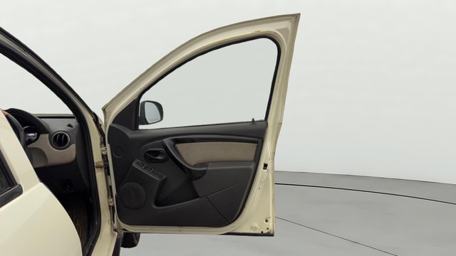 View Renault Duster Image 44 Used Renault Duster Image 44