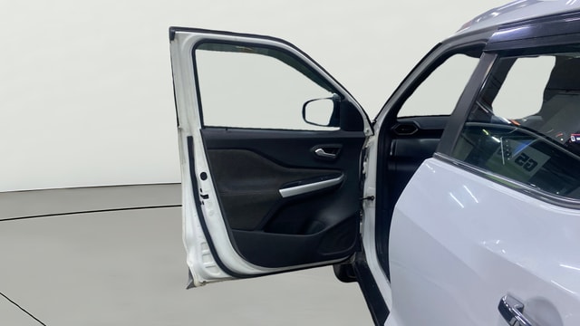 View Nissan Magnite Image 38 Used Nissan Magnite Image 38
