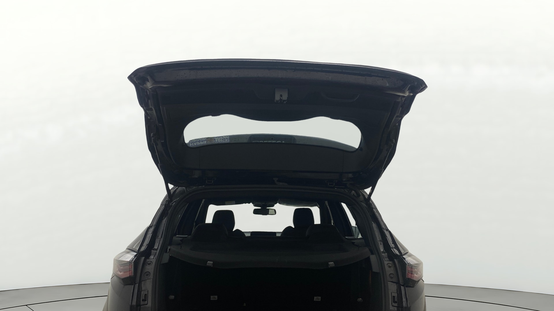 View 2023 Tata Harrier XZA Plus Option Dark Edition Image 17 Used 2023 Tata Harrier XZA Plus Option Dark Edition Image 17