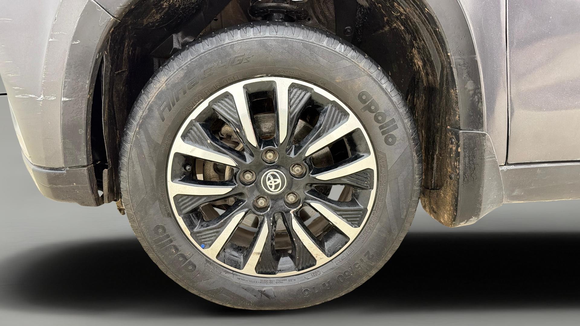 View 2021 Toyota Urban Cruiser Premium MT Image 35 Used 2021 Toyota Urban Cruiser Premium MT Image 35
