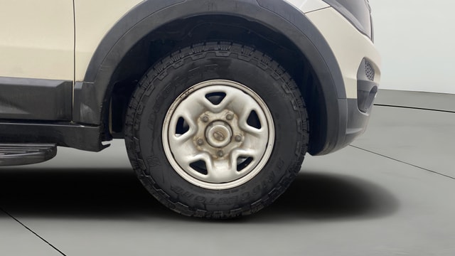 View Tata Hexa Image 40 Used Tata Hexa Image 40