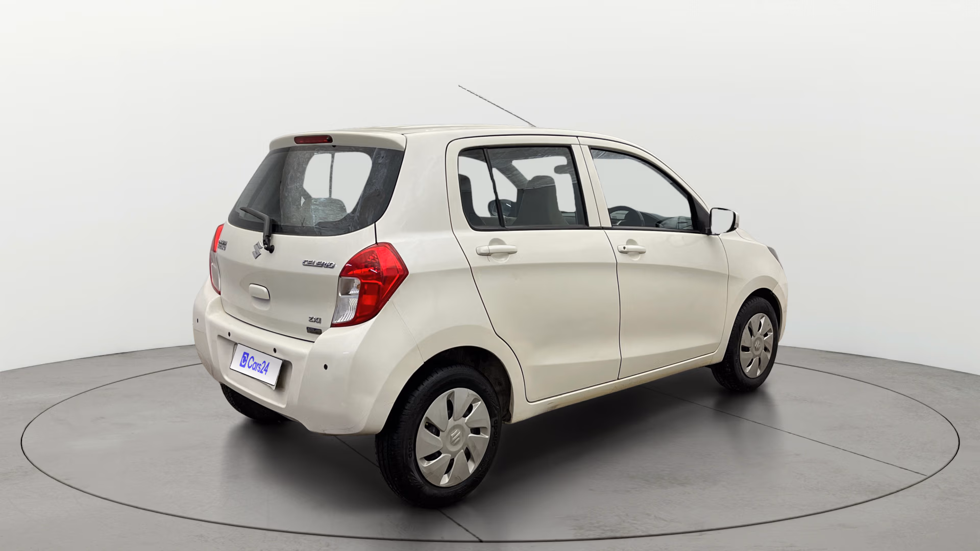 View 2017 Maruti Suzuki 1000 Base Variant Image 42 Used 2017 Maruti Suzuki 1000 Base Variant Image 42