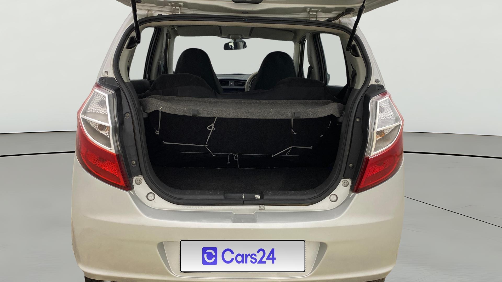 View 2016 Maruti Suzuki Alto K10 LX Image 36 Used 2016 Maruti Suzuki Alto K10 LX Image 36