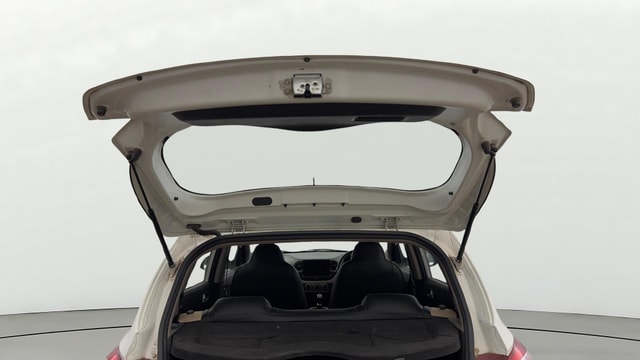View Hyundai Grand i10 Image 16 Used Hyundai Grand i10 Image 16