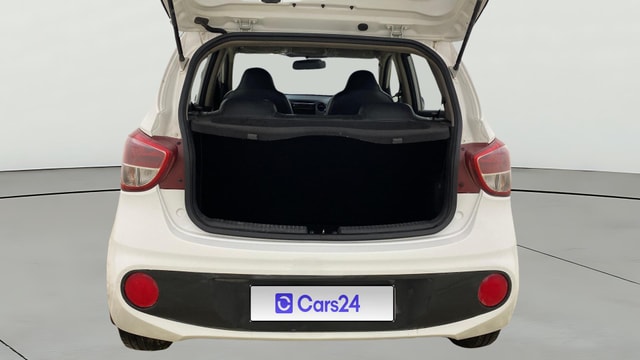 View Hyundai Grand i10 Image 36 Used Hyundai Grand i10 Image 36
