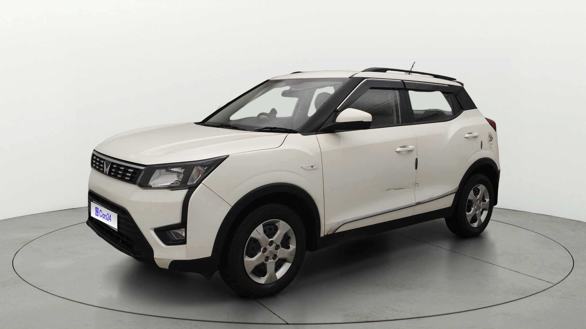 Used 2023 Mahindra XUV300 Used 2023 Mahindra XUV300
