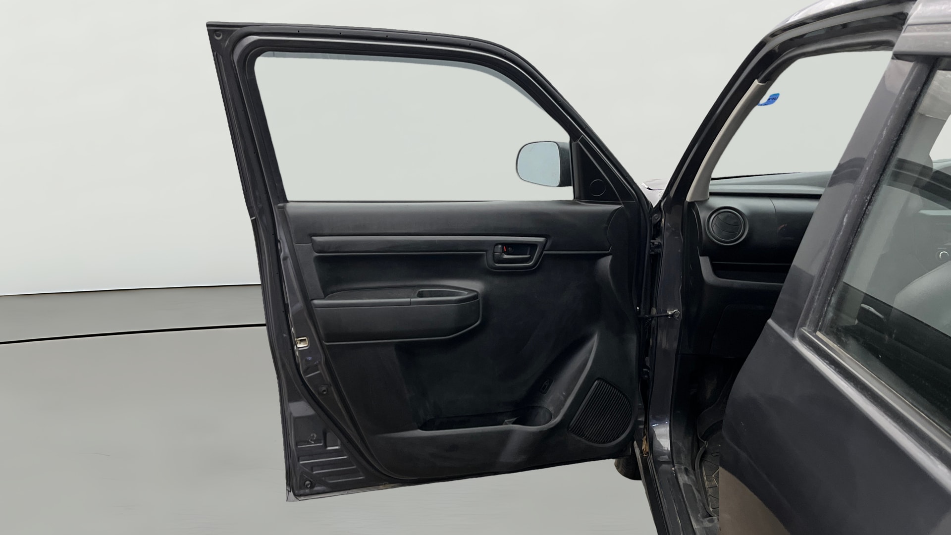 View 2022 Maruti Suzuki 1000 Base Variant Image 30 Used 2022 Maruti Suzuki 1000 Base Variant Image 30