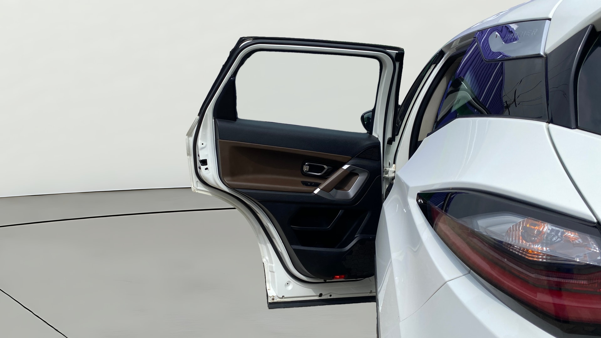 View 2023 Tata Harrier XE Image 23 Used 2023 Tata Harrier XE Image 23