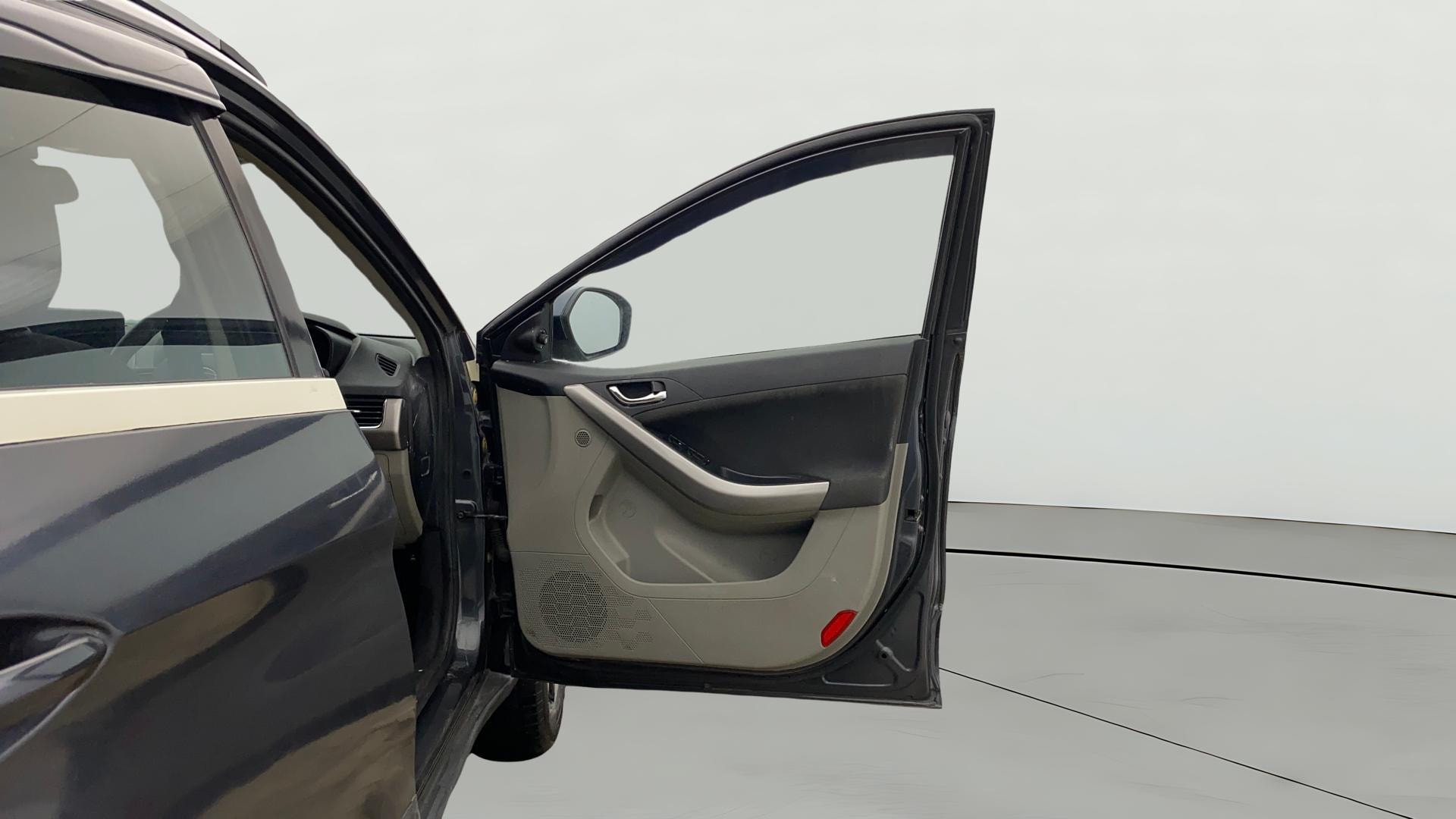 View 2019 Tata Nexon Revotron XE Image 45 Used 2019 Tata Nexon Revotron XE Image 45