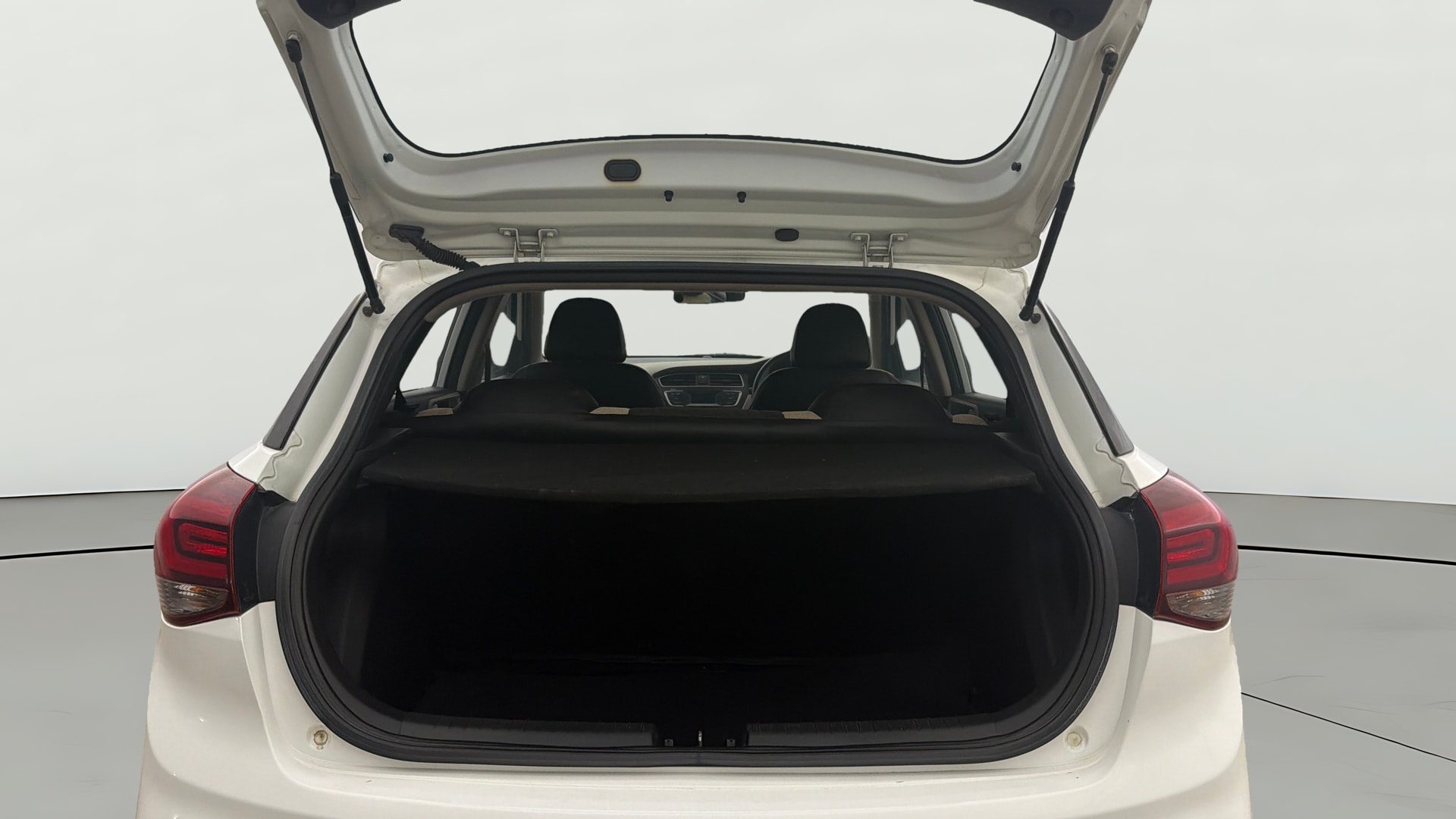 View 2019 Hyundai Elite i20 1.2 Magna Plus Petrol BS IV Image 36 Used 2019 Hyundai Elite i20 1.2 Magna Plus Petrol BS IV Image 36