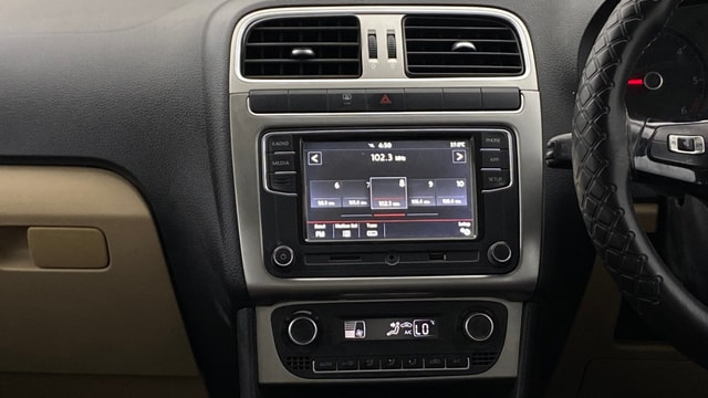 View Volkswagen Ameo Image 17 Used Volkswagen Ameo Image 17