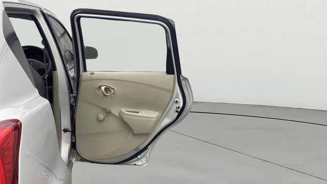 View Datsun Go Image 7 Used Datsun Go Image 7