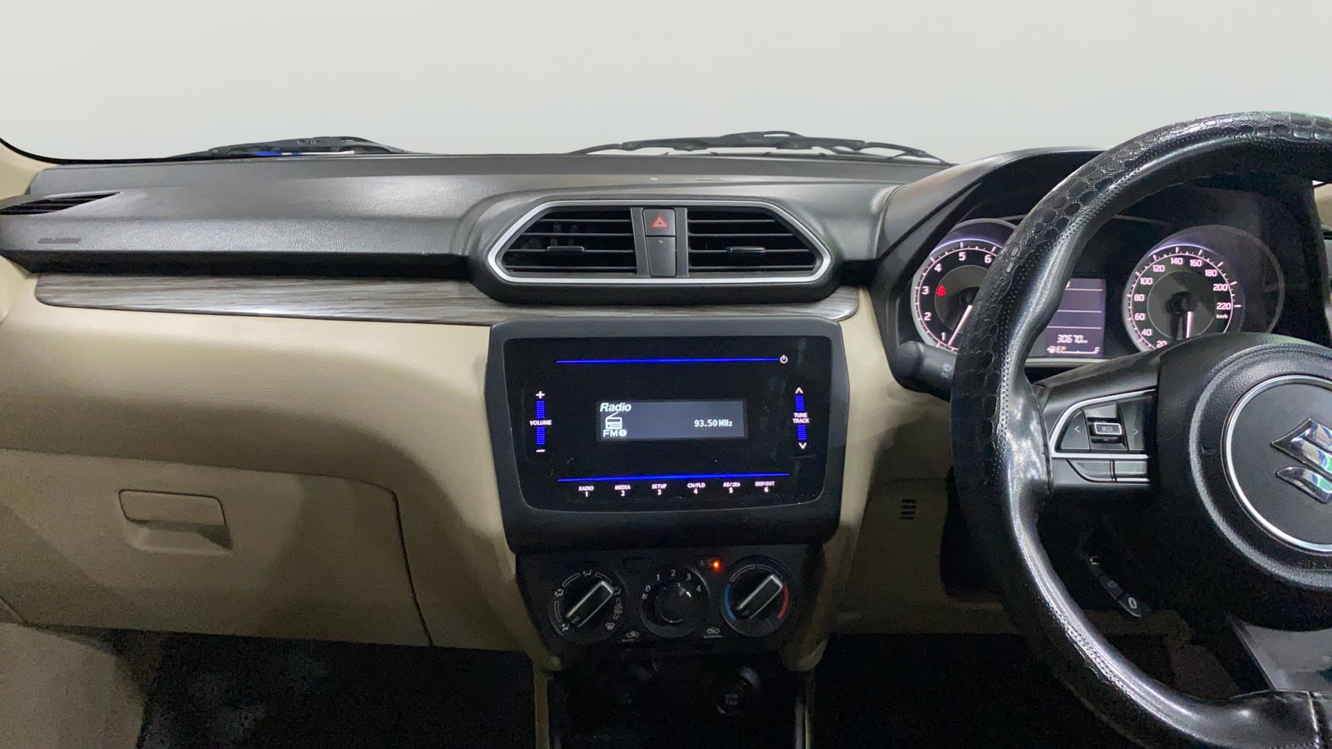 View 2023 Maruti Suzuki 1000 Base Variant Image 17 Used 2023 Maruti Suzuki 1000 Base Variant Image 17