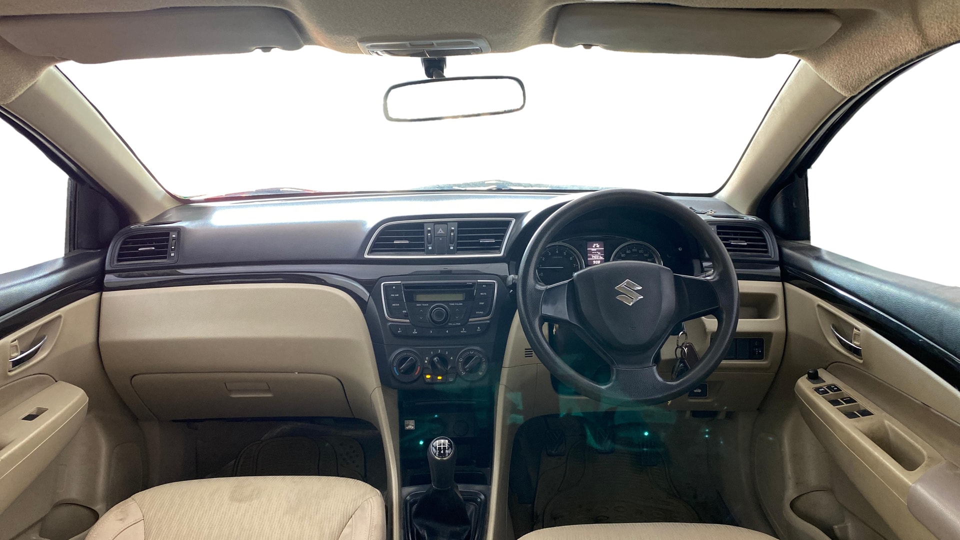 View 2015 Maruti Suzuki 1000 Base Variant Image 15 Used 2015 Maruti Suzuki 1000 Base Variant Image 15