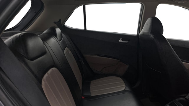 View Hyundai Grand i10 Image 30 Used Hyundai Grand i10 Image 30