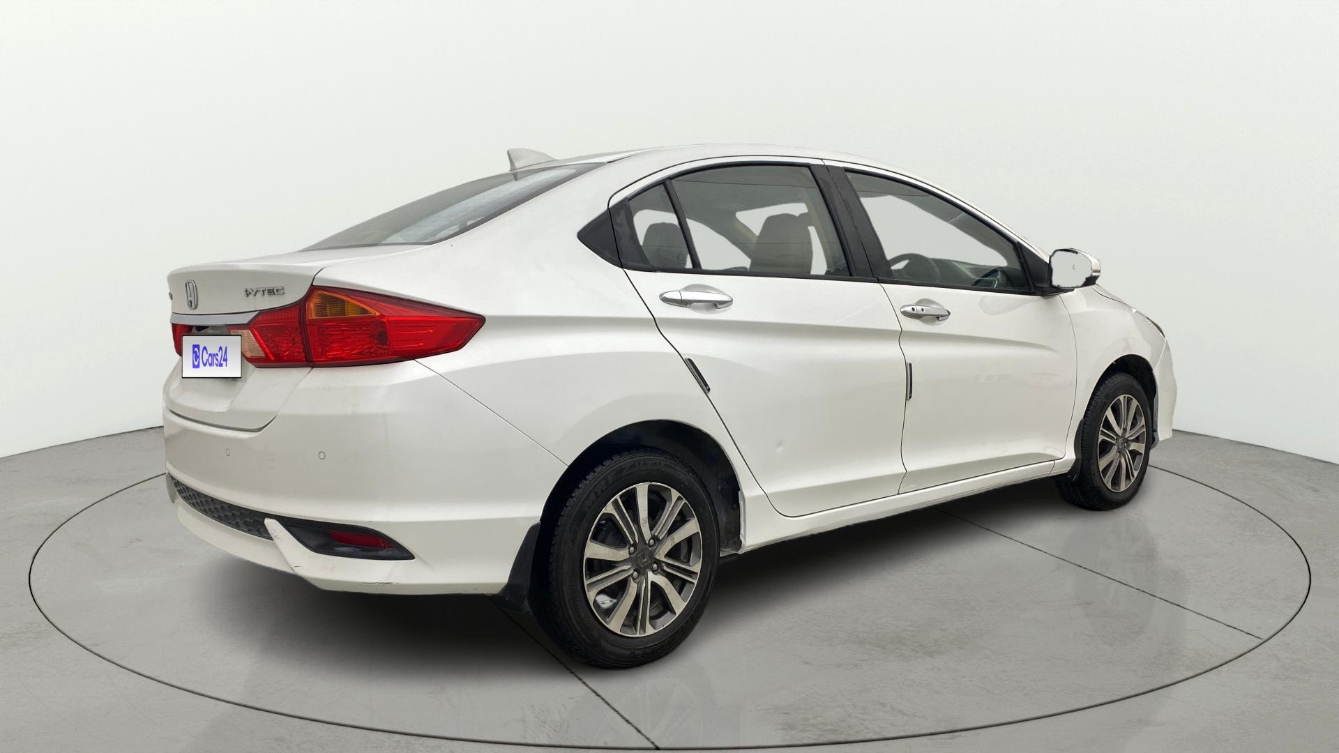 View 2022 Honda City ZX MT Diesel Anniversary Edition Image 44 Used 2022 Honda City ZX MT Diesel Anniversary Edition Image 44