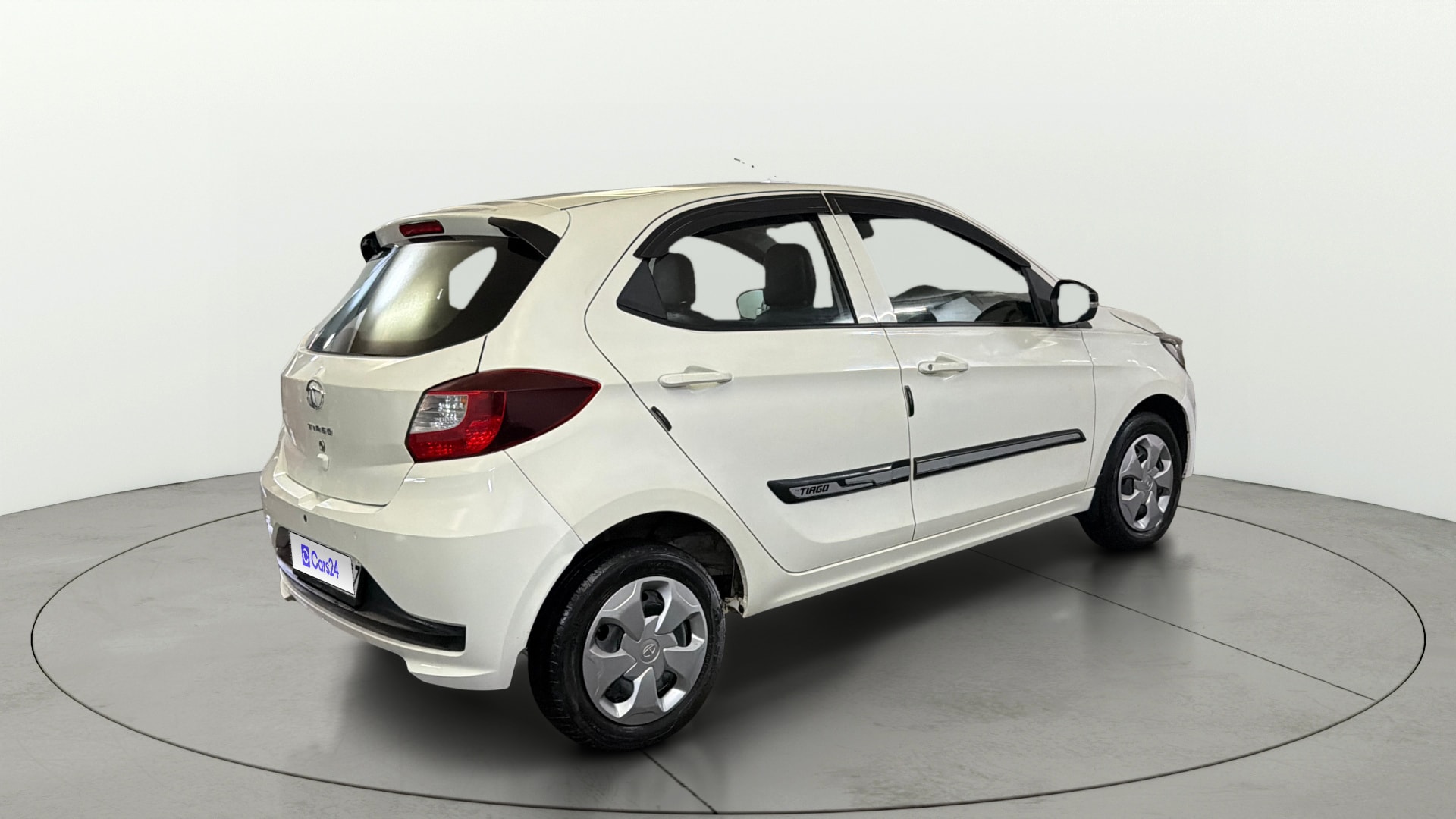 View 2023 Tata Tiago Revotorq XB Image 42 Used 2023 Tata Tiago Revotorq XB Image 42