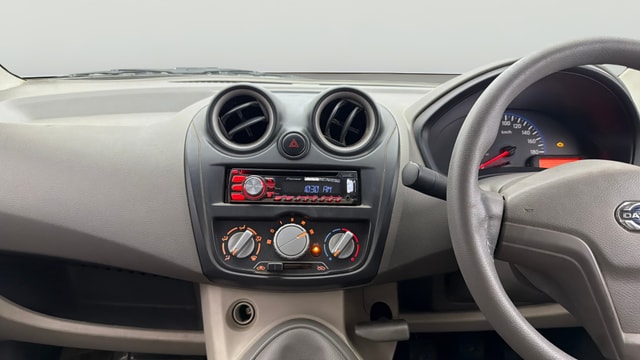 View Datsun Go Image 17 Used Datsun Go Image 17