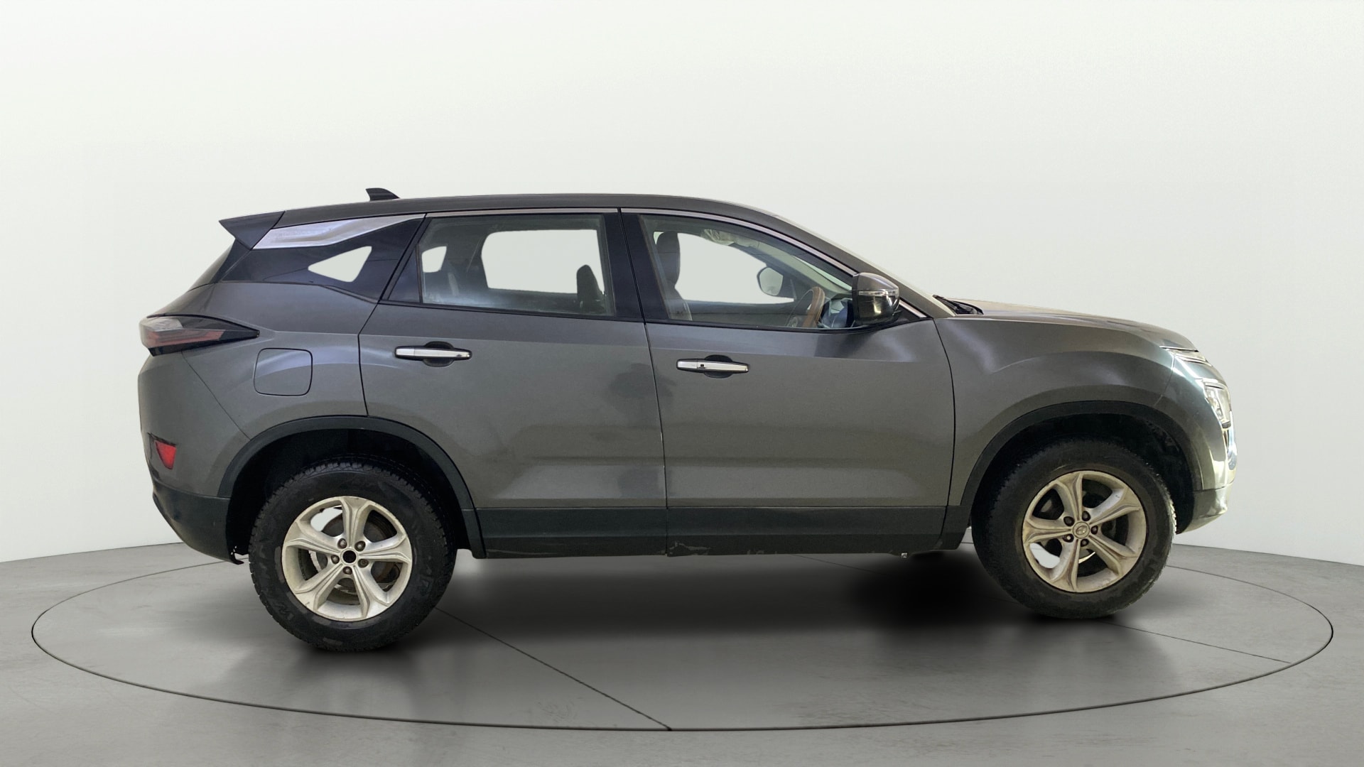 View 2019 Tata Harrier XE Image 8 Used 2019 Tata Harrier XE Image 8