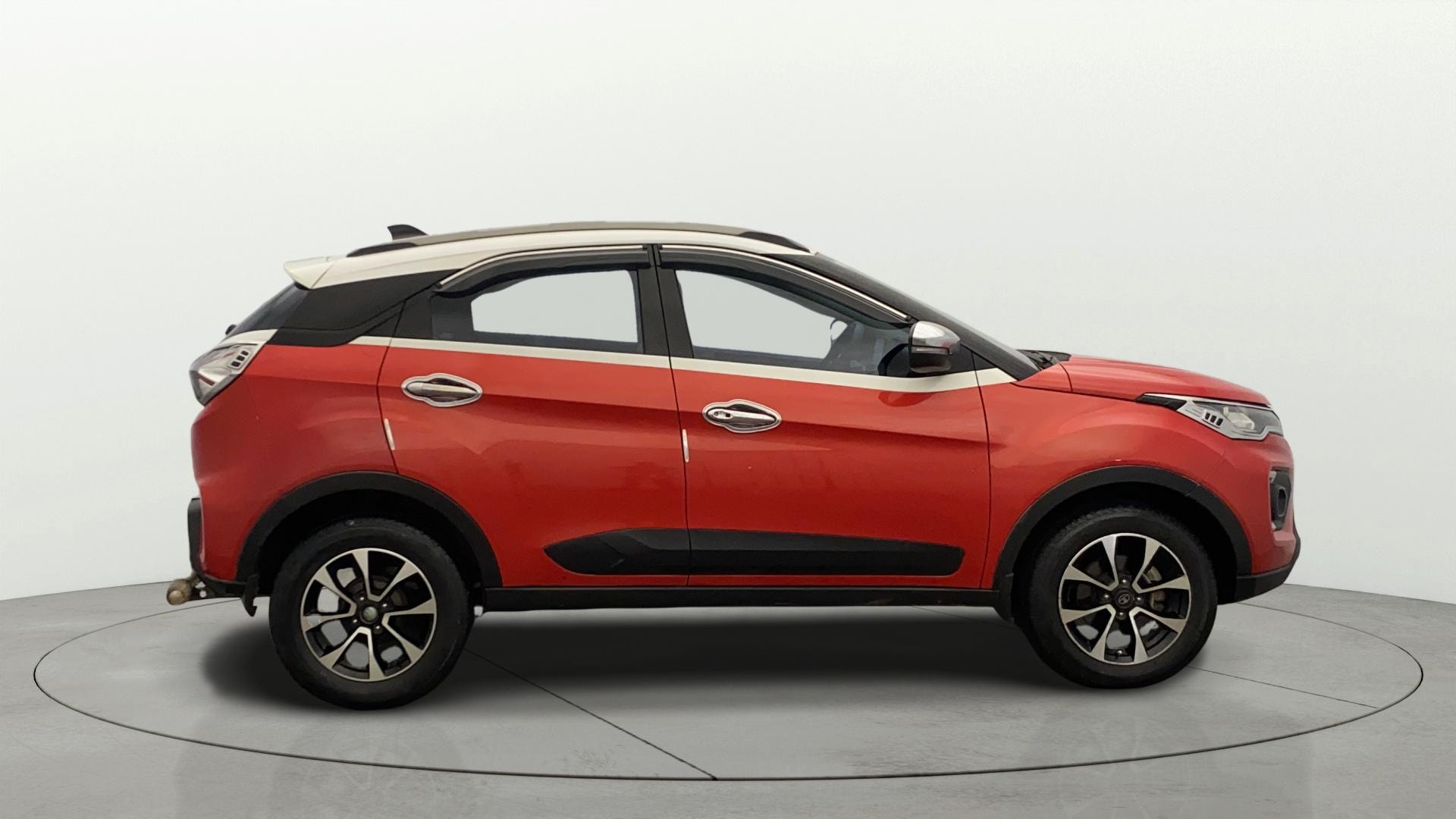 View 2021 Tata Nexon XZA Plus Diesel Image 28 Used 2021 Tata Nexon XZA Plus Diesel Image 28
