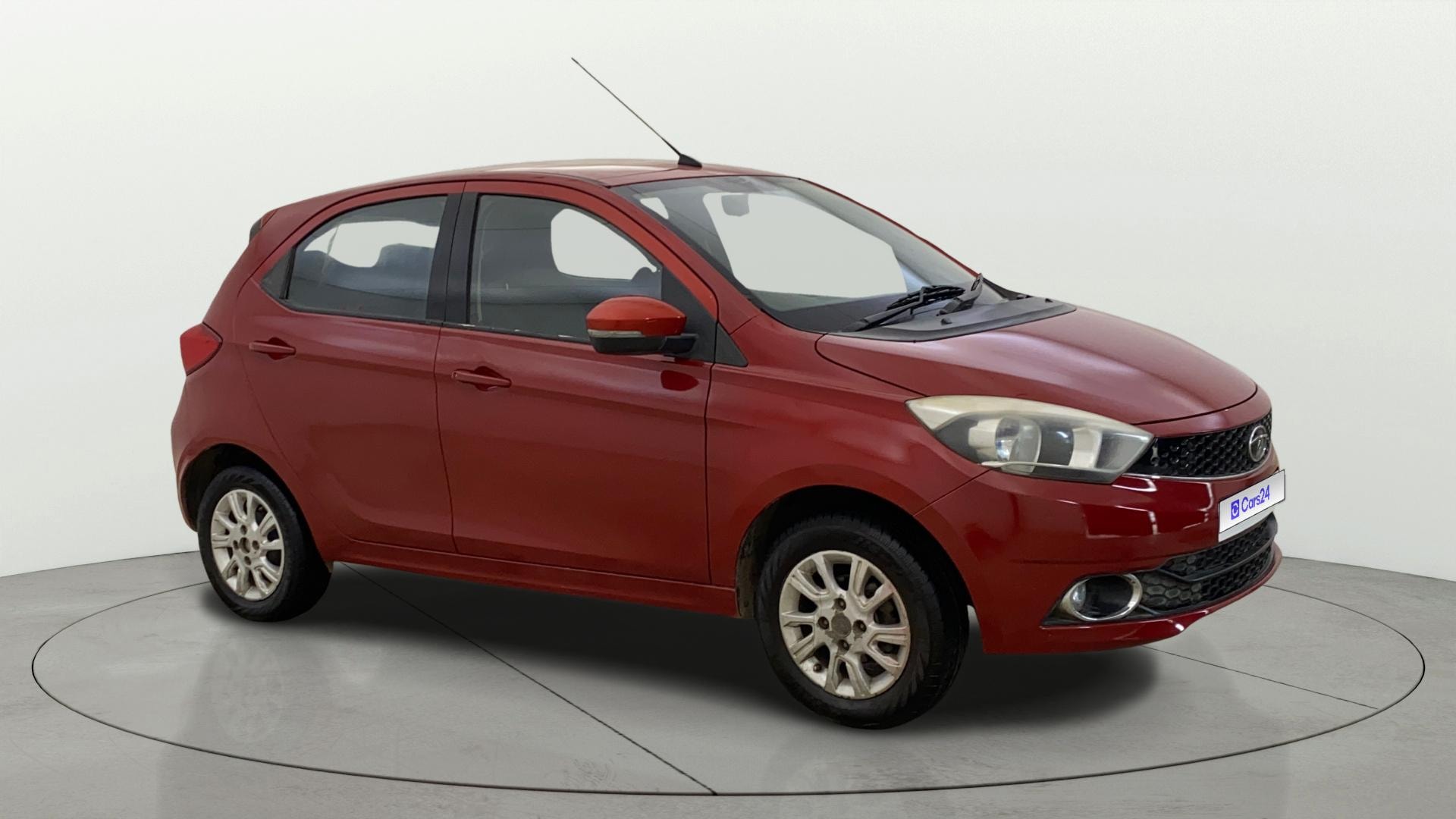 View 2017 Tata Tiago Revotorq XB Image 35 Used 2017 Tata Tiago Revotorq XB Image 35