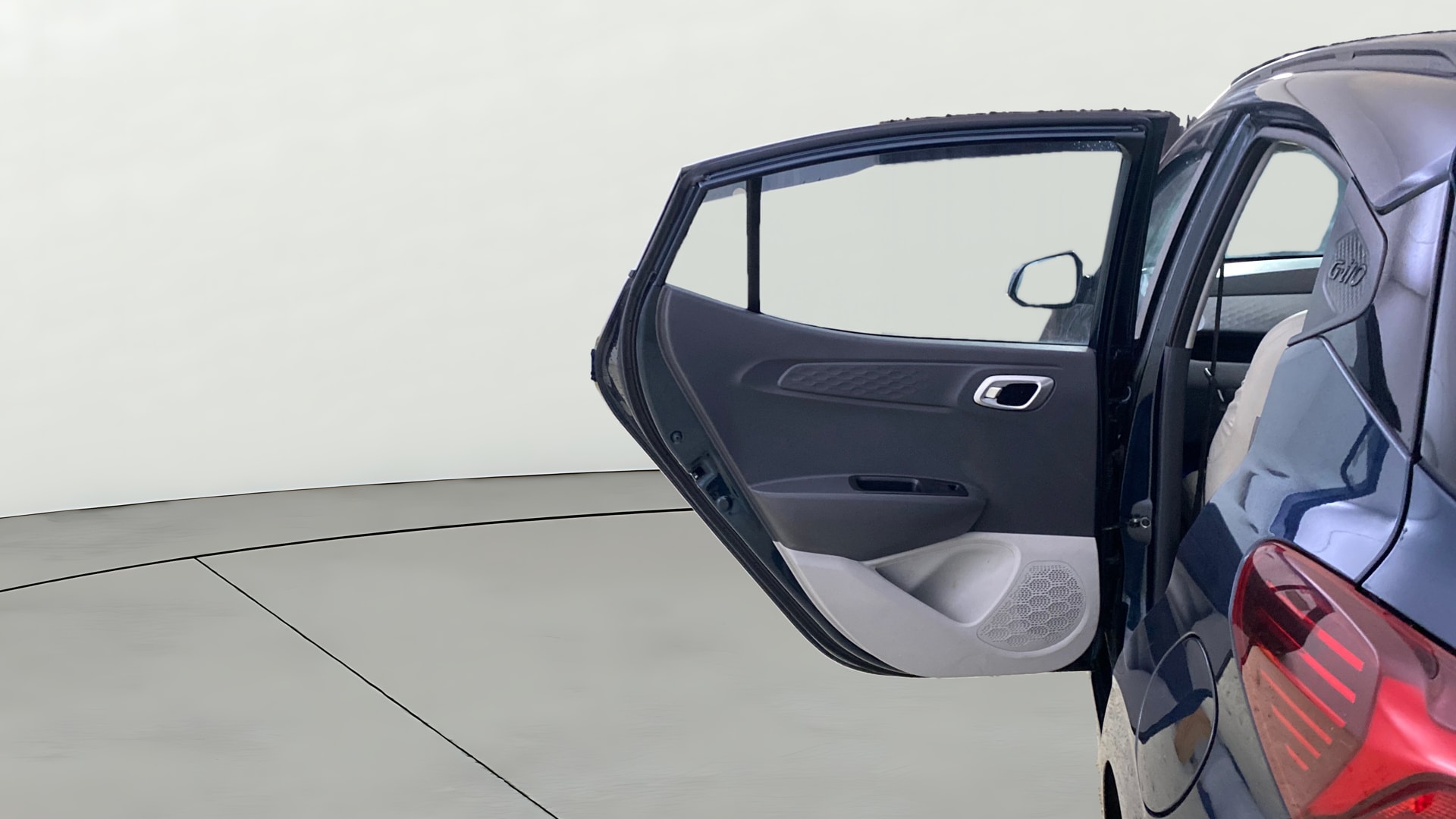 View 2025 Hyundai Grand i10 Nios Sportz Petrol AMT Image 22 Used 2025 Hyundai Grand i10 Nios Sportz Petrol AMT Image 22