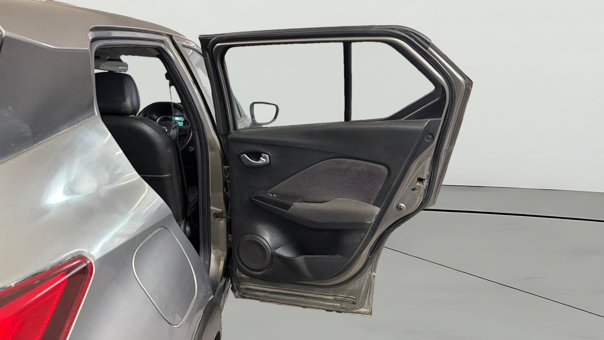 View 2019 Nissan Kicks XL Petrol BS IV Image 7 Used 2019 Nissan Kicks XL Petrol BS IV Image 7