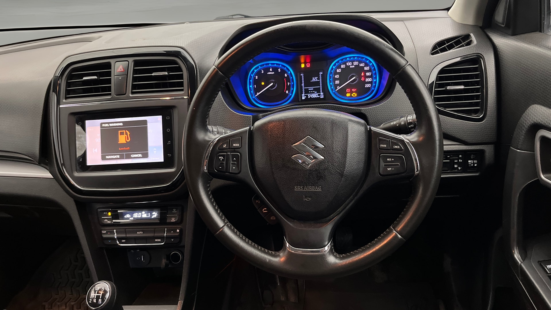 View 2021 Maruti Suzuki 1000 Base Variant Image 21 Used 2021 Maruti Suzuki 1000 Base Variant Image 21
