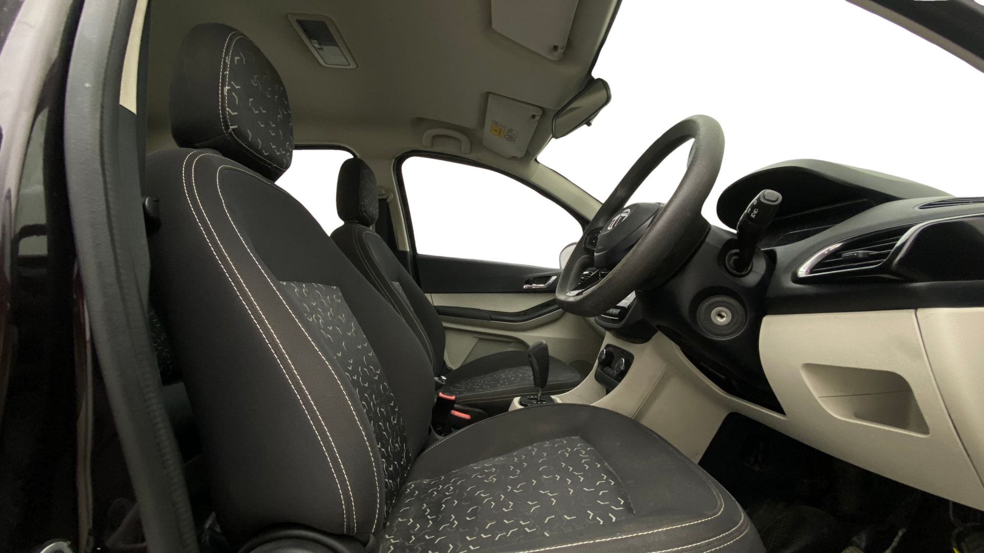 View 2023 Tata Tiago Revotorq XB Image 26 Used 2023 Tata Tiago Revotorq XB Image 26