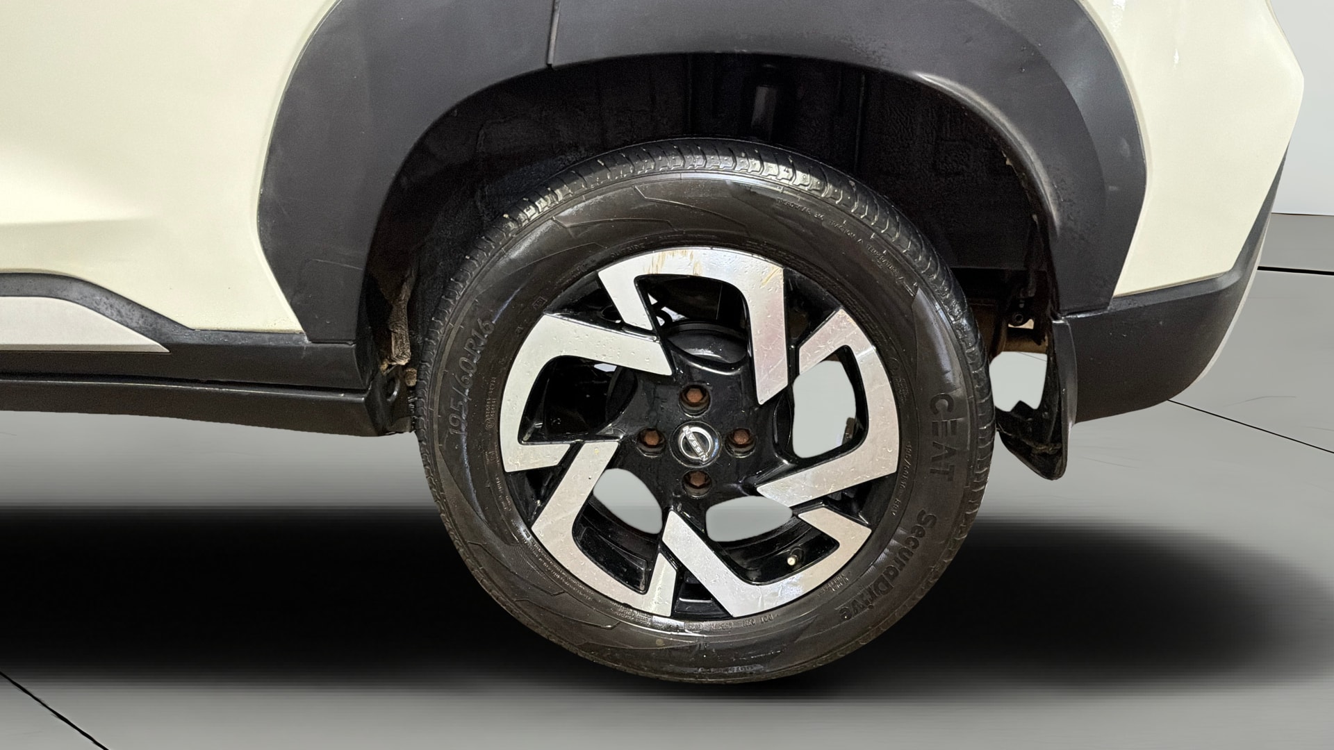View 2022 Nissan Magnite XV Image 7 Used 2022 Nissan Magnite XV Image 7