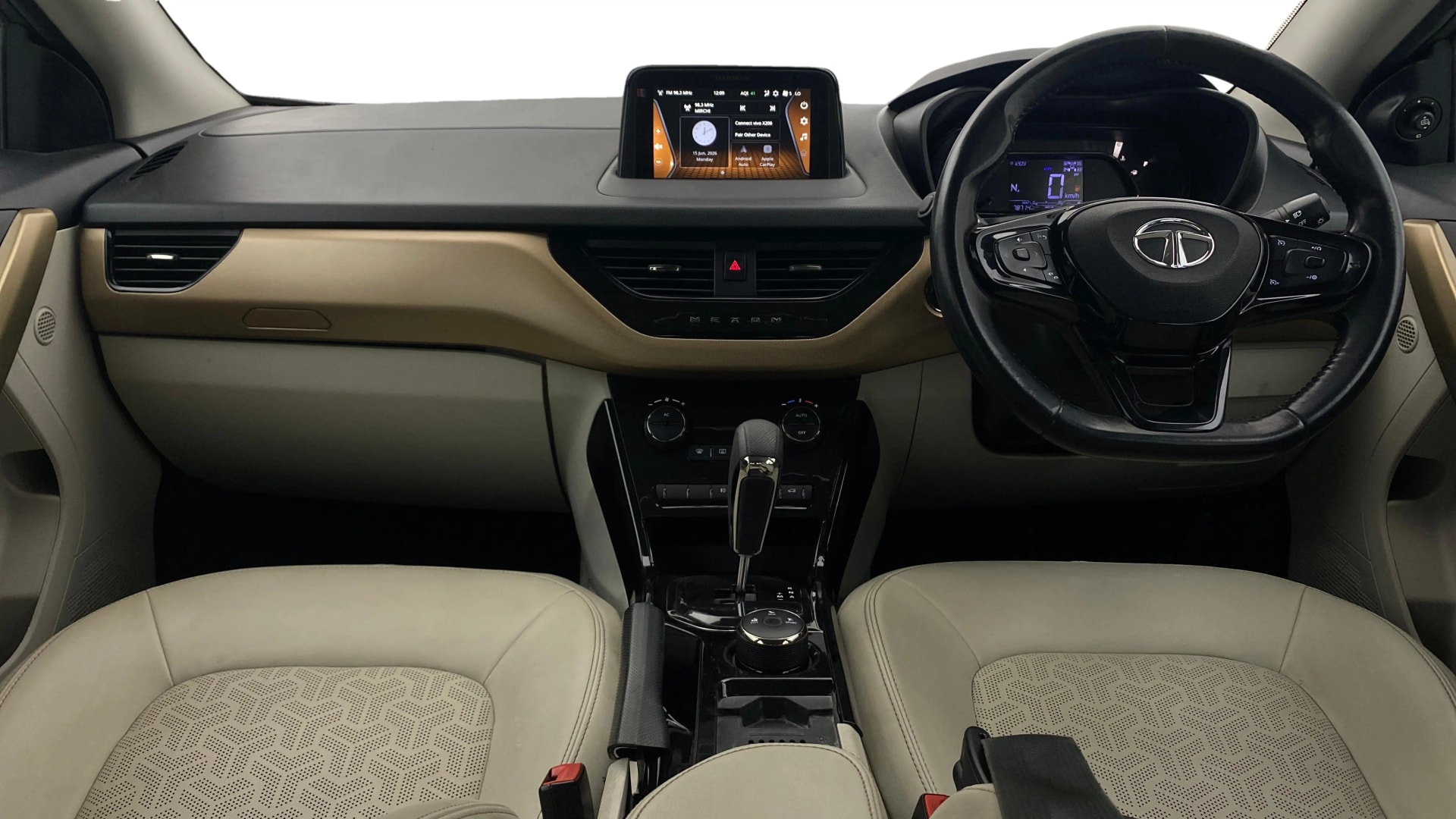 View 2023 Tata Nexon Revotorq XZA Plus Luxs AMT Jet Edition Image 16 Used 2023 Tata Nexon Revotorq XZA Plus Luxs AMT Jet Edition Image 16