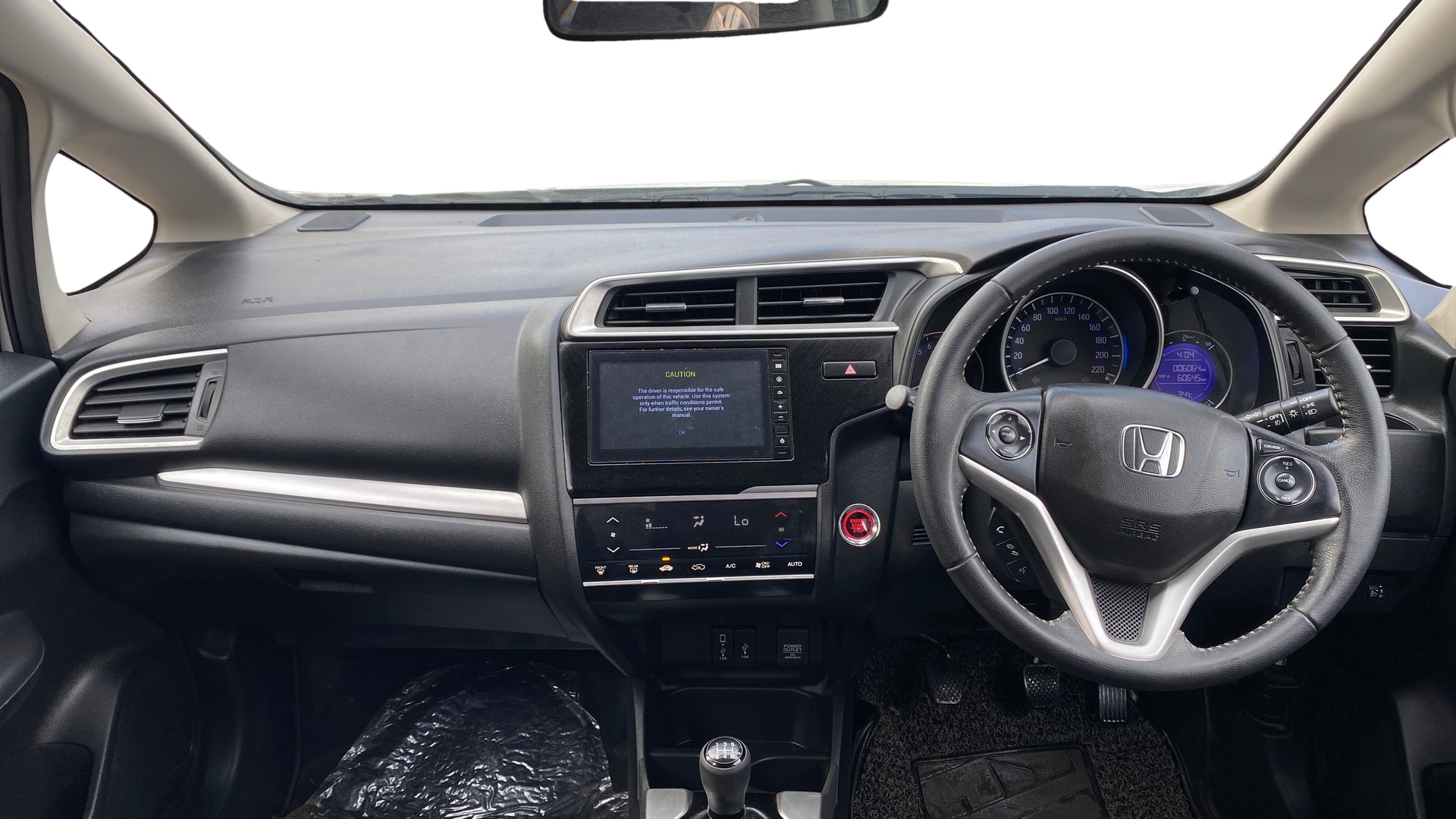 View 2021 Honda WR-V S MT Diesel Edge Edition Image 16 Used 2021 Honda WR-V S MT Diesel Edge Edition Image 16