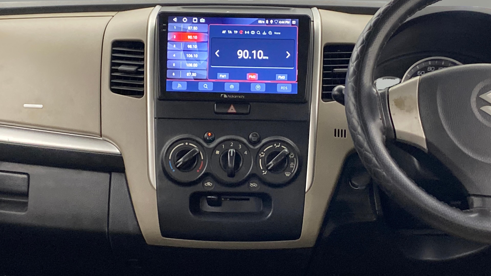 View 2016 Maruti Suzuki 1000 Base Variant Image 17 Used 2016 Maruti Suzuki 1000 Base Variant Image 17