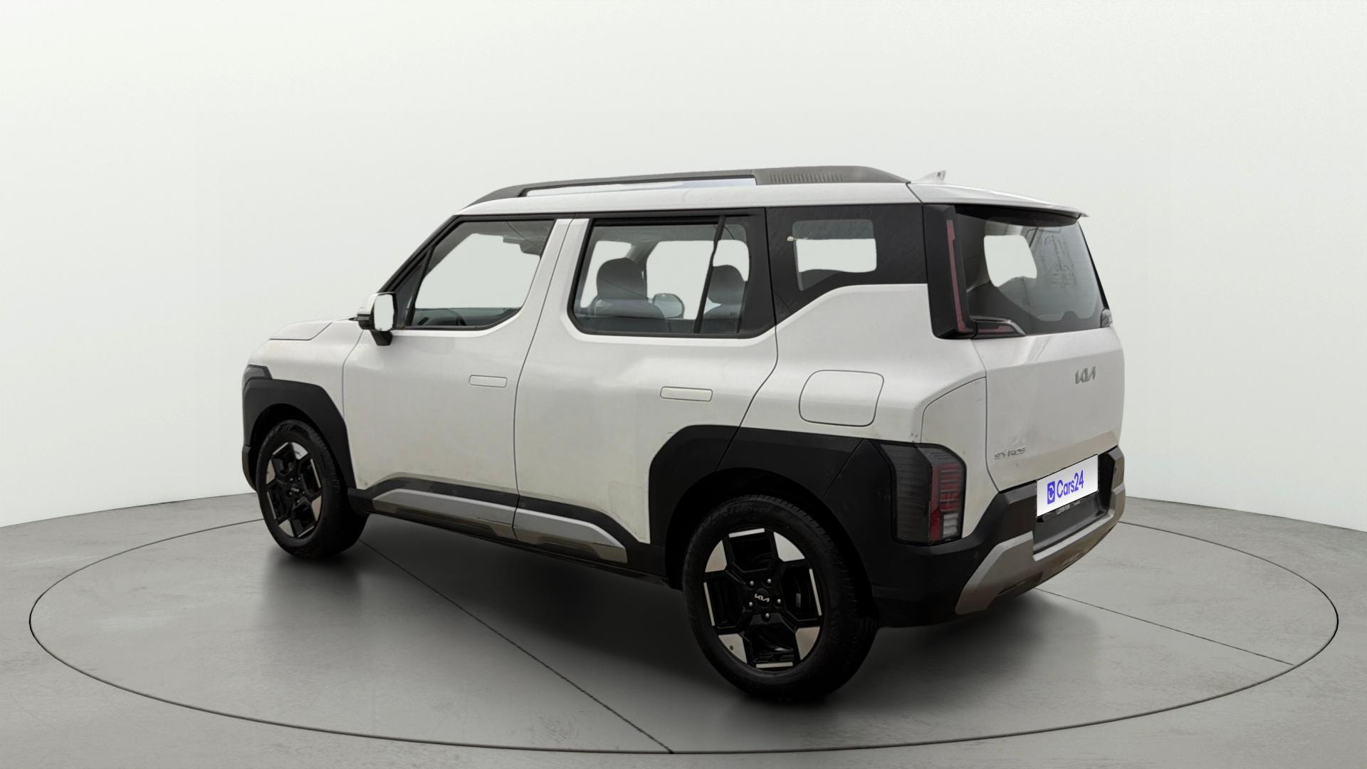 View 2025 Kia Syros HTK Plus MT Diesel Image 2 Used 2025 Kia Syros HTK Plus MT Diesel Image 2