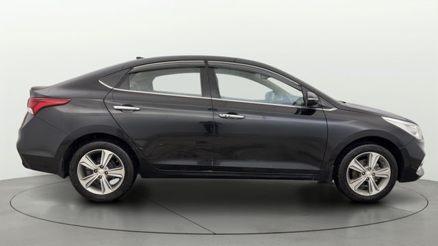 View Hyundai Verna Image 9 Used Hyundai Verna Image 9