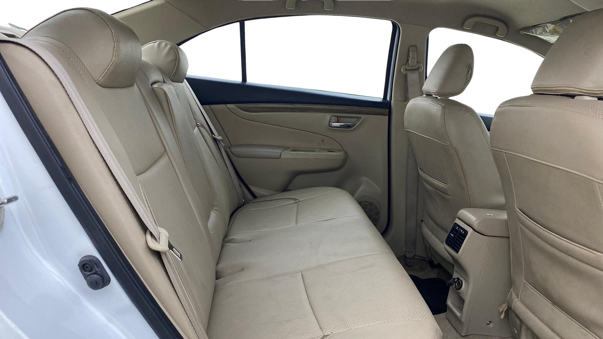 View 2018 Maruti Suzuki 1000 Base Variant Image 29 Used 2018 Maruti Suzuki 1000 Base Variant Image 29