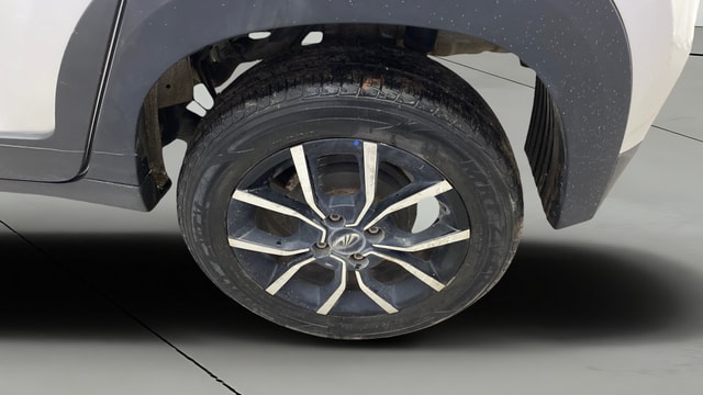 View Mahindra KUV100 Image 11 Used Mahindra KUV100 Image 11